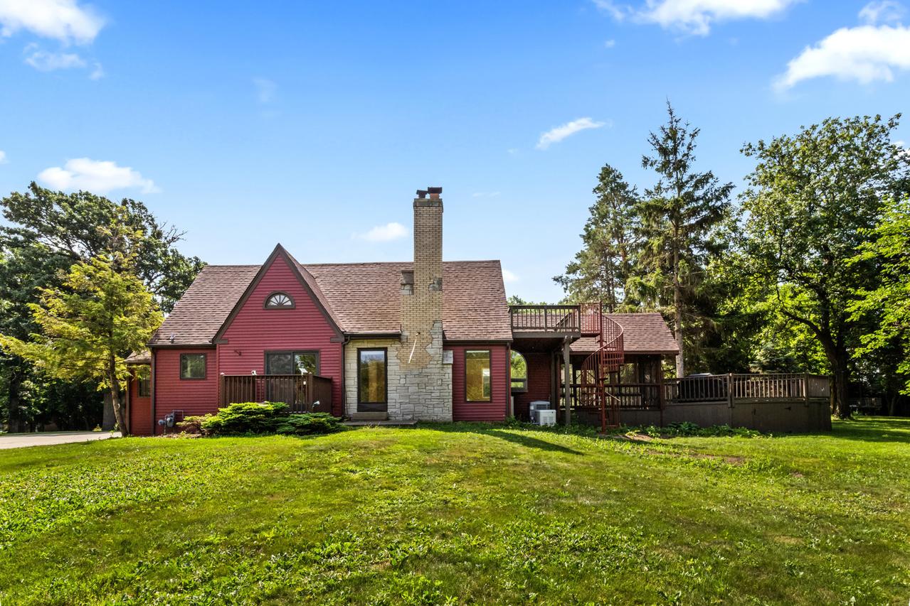 600 W Bloomingdale Rd., Itasca, IL 60143