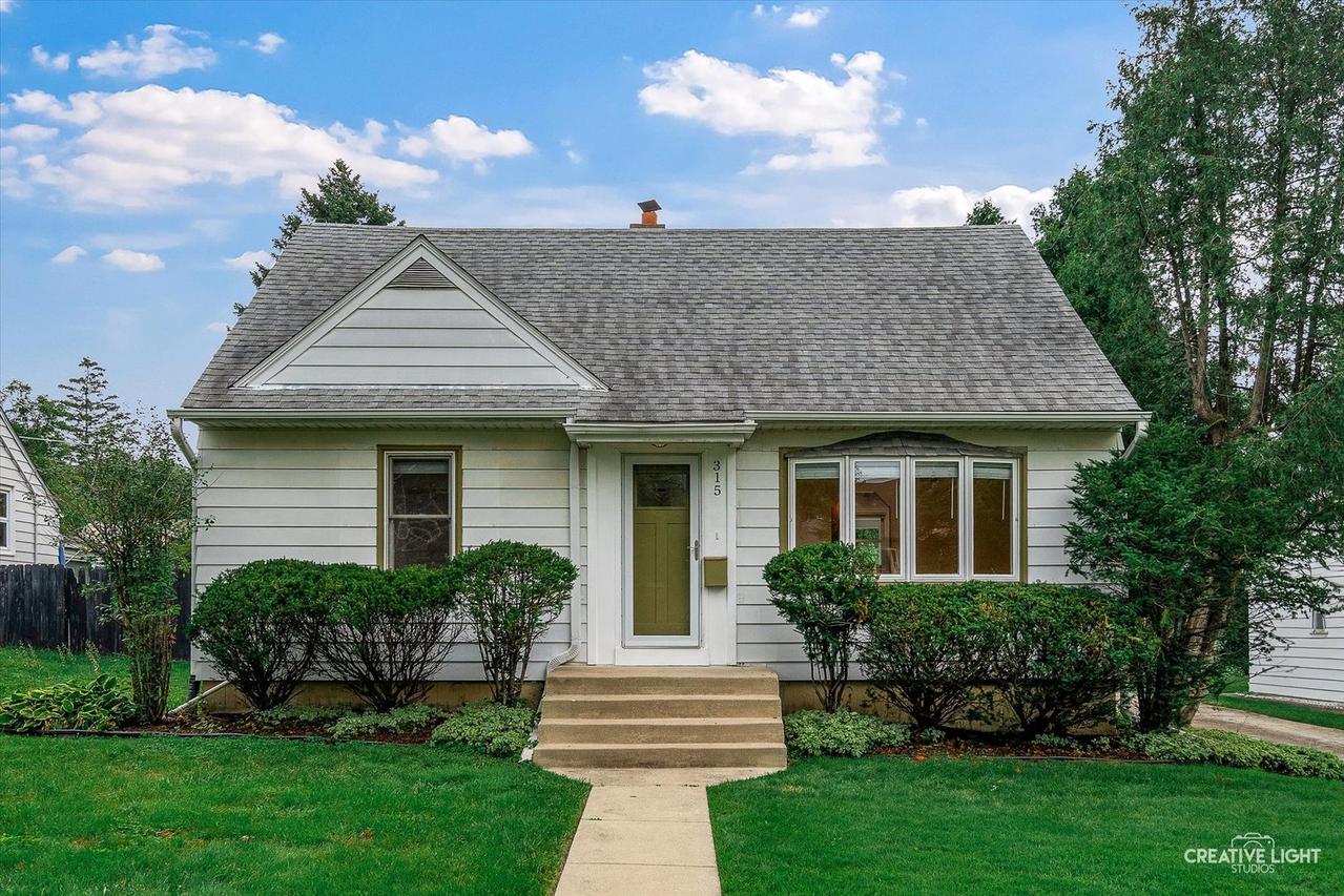 315 S Park St., Westmont, IL 60559