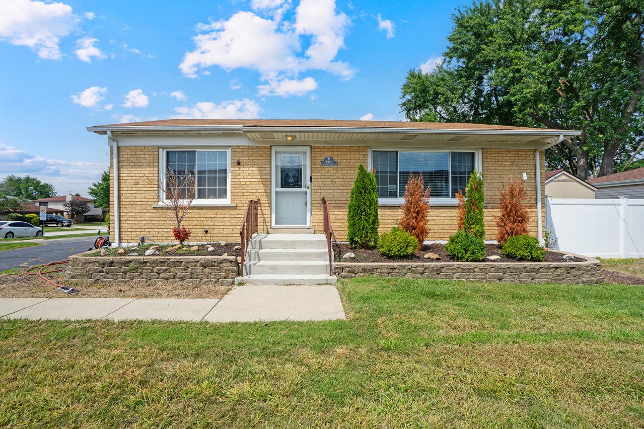 4940 W 122nd St., Alsip, IL 60803