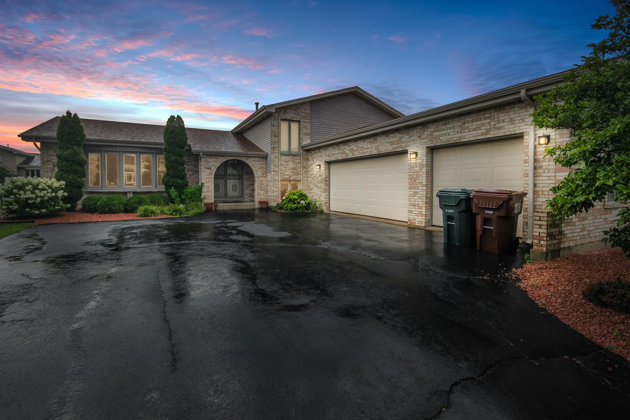 19018 Nightingale Ln., Country Club Hills, IL 60478