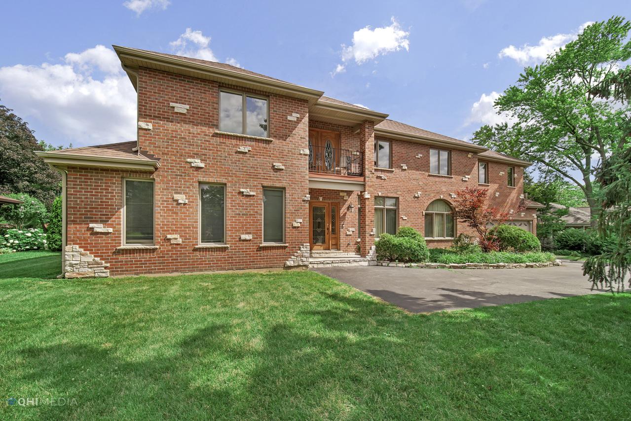 404 W Camp Mcdonald Rd., Prospect Heights, IL 60070