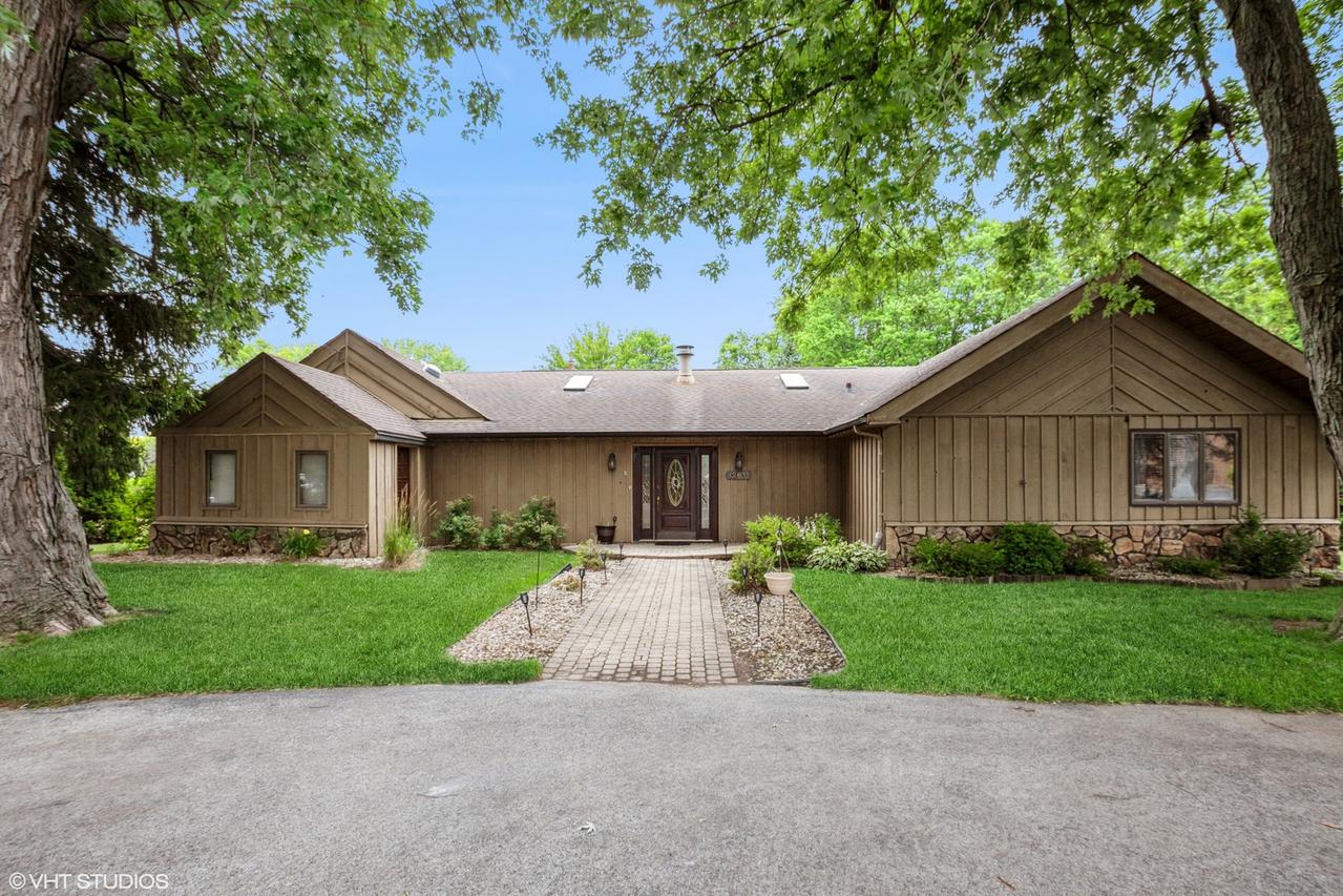 12611 Natoma Ave., Palos Heights, IL 60463