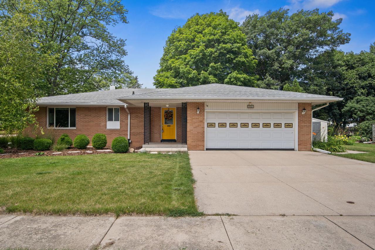 1701 Judy Ln., Dekalb, IL 60115