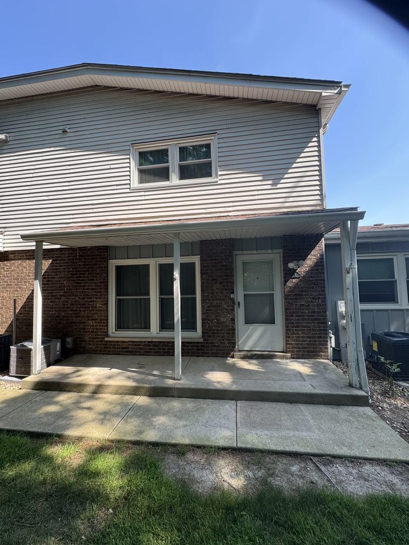 19541 116th Ave. #B, Mokena, IL 60448