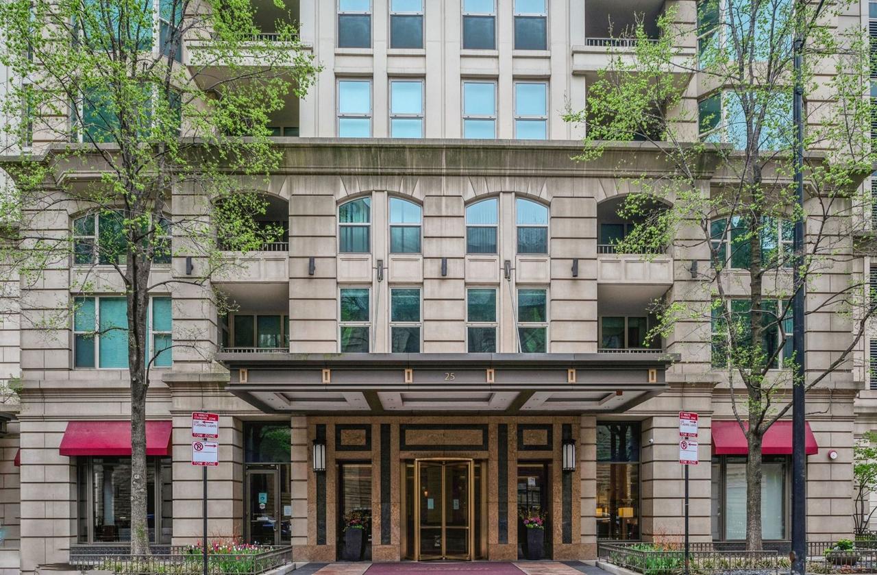 25 E Superior St. #1503, Chicago, IL 60611