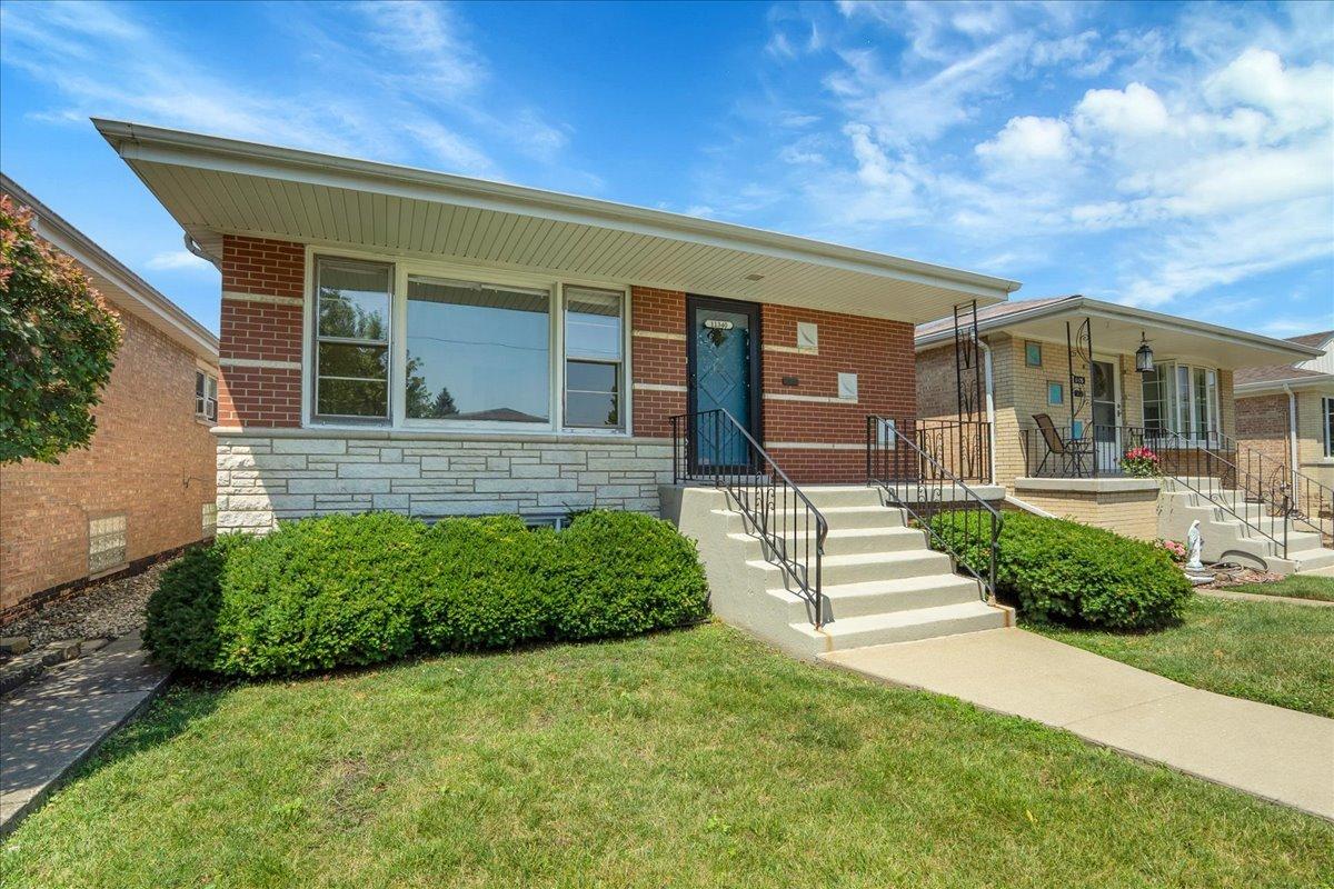 11340 S Drake Ave., Chicago, IL 60655