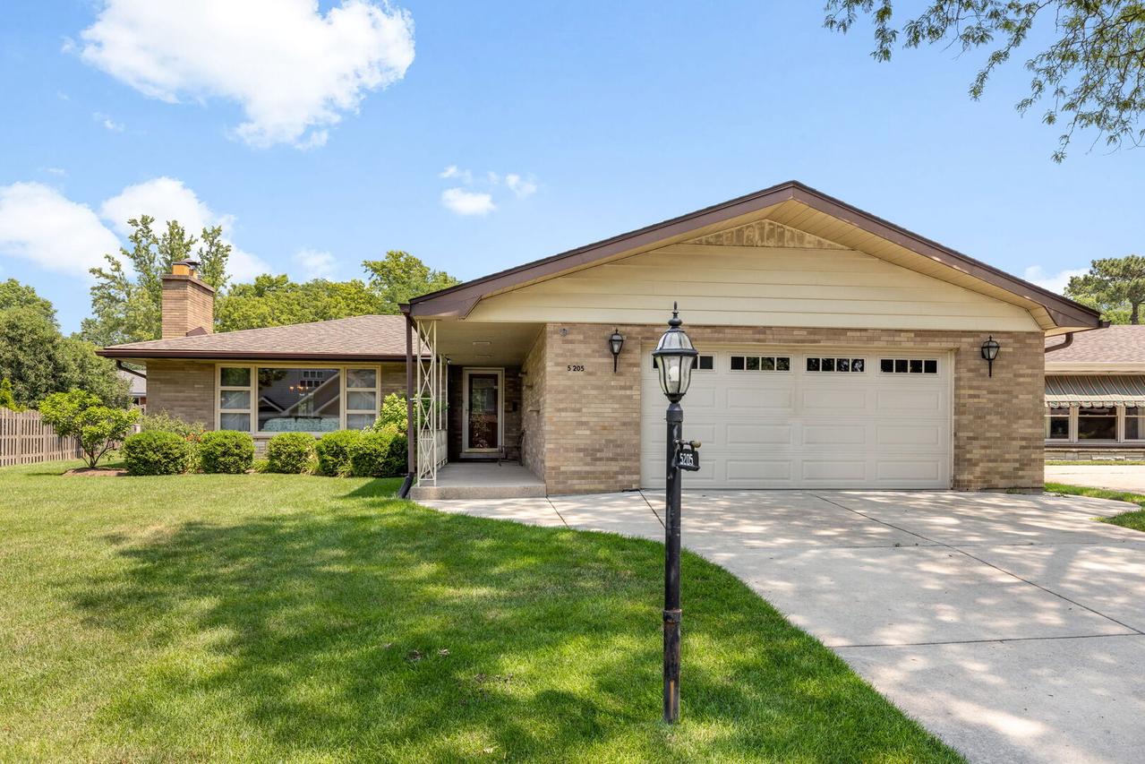 5205 Ellington Ave., Western Springs, IL 60558
