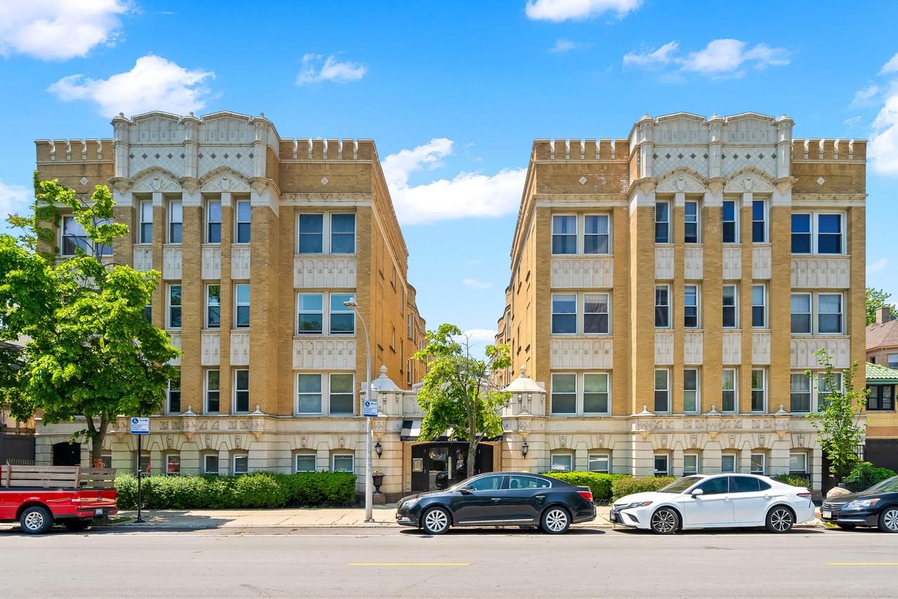 4240 N Clarendon Ave. #405S, Chicago, IL 60613