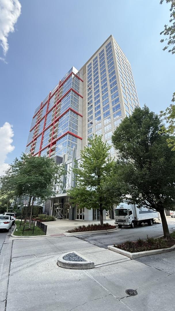 1841 S Calumet Ave. #2102, Chicago, IL 60616