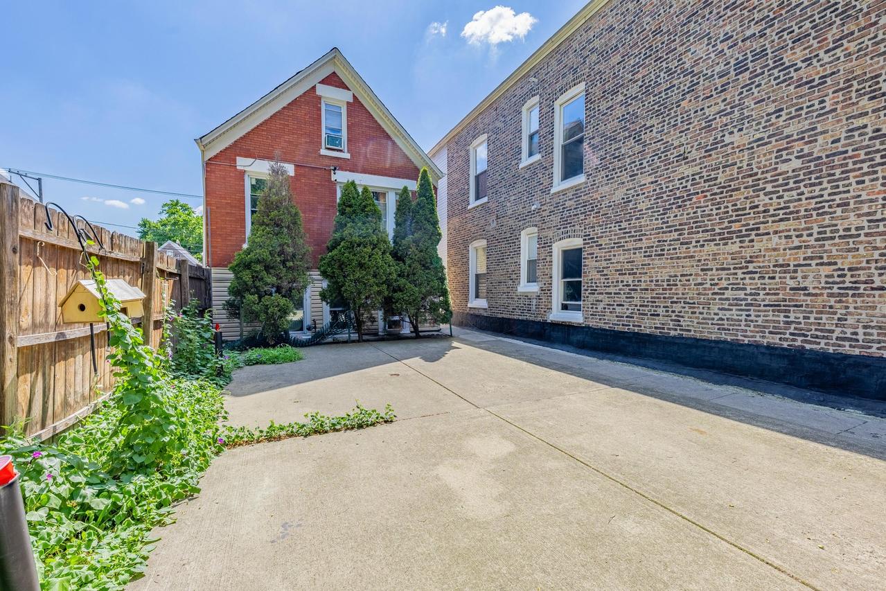 2841 S Trumbull Ave., Chicago, IL 60623