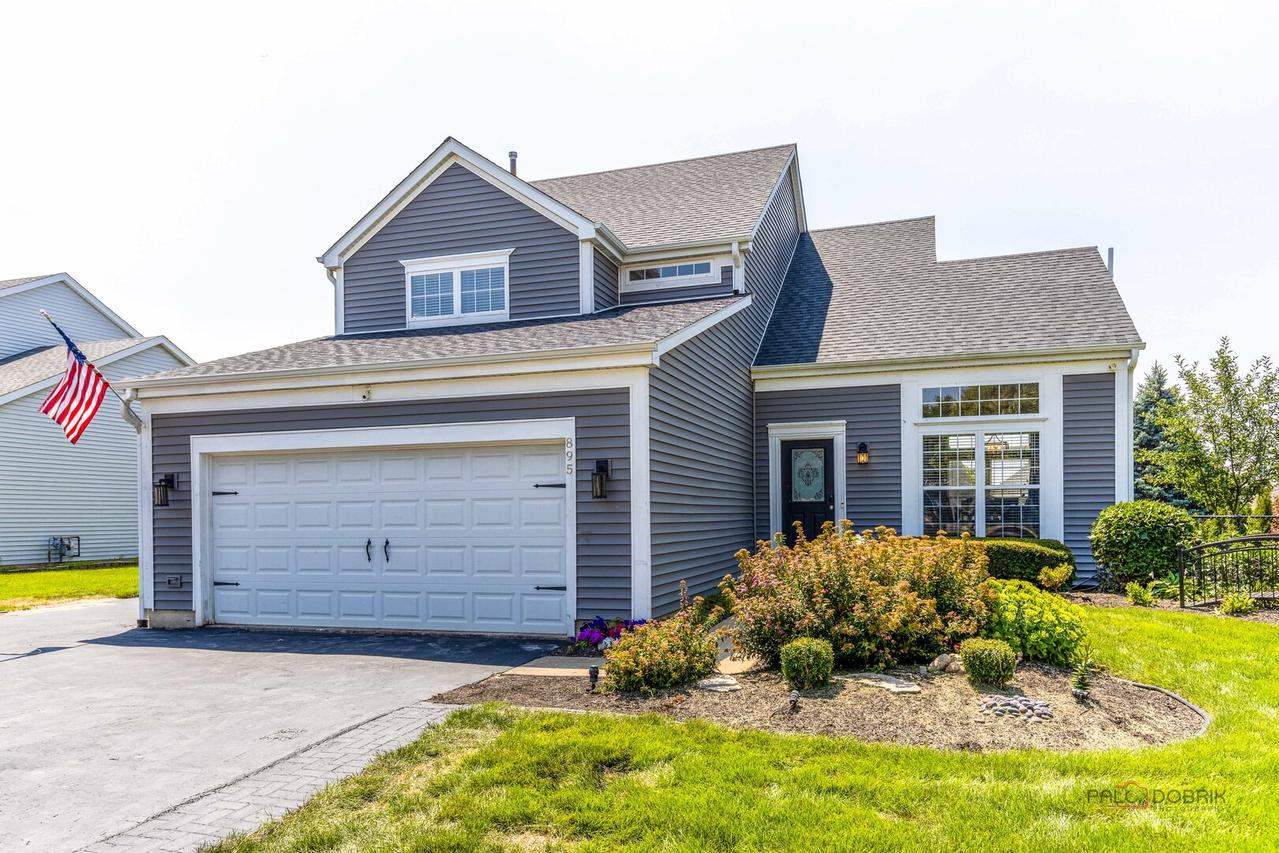 895 Franklin Ave., South Elgin, IL 60177