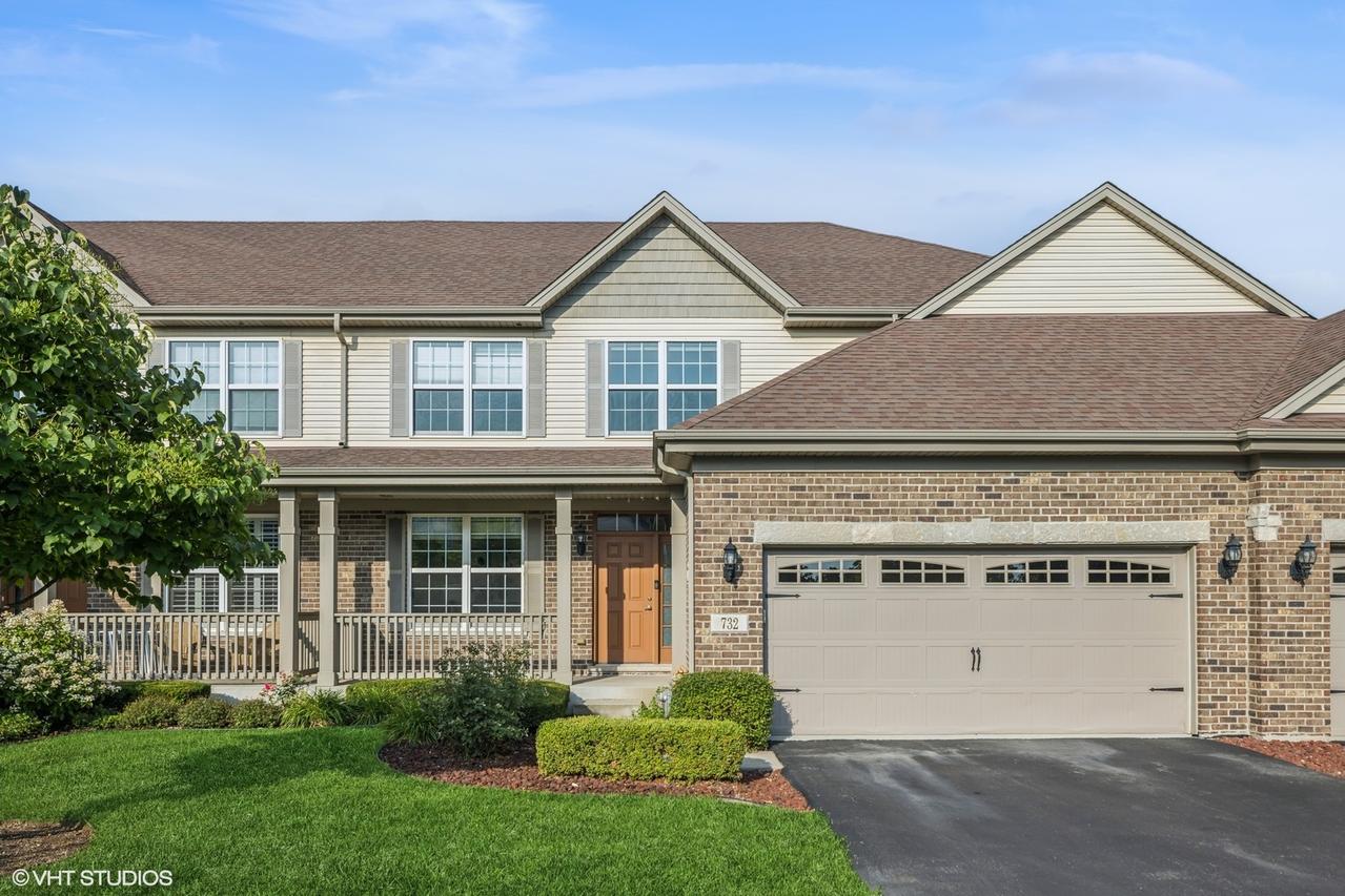 732 E Oliviabrook Dr., Oakbrook Terrace, IL 60181