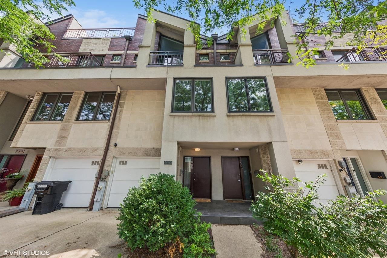 665 N Carpenter St., Chicago, IL 60642