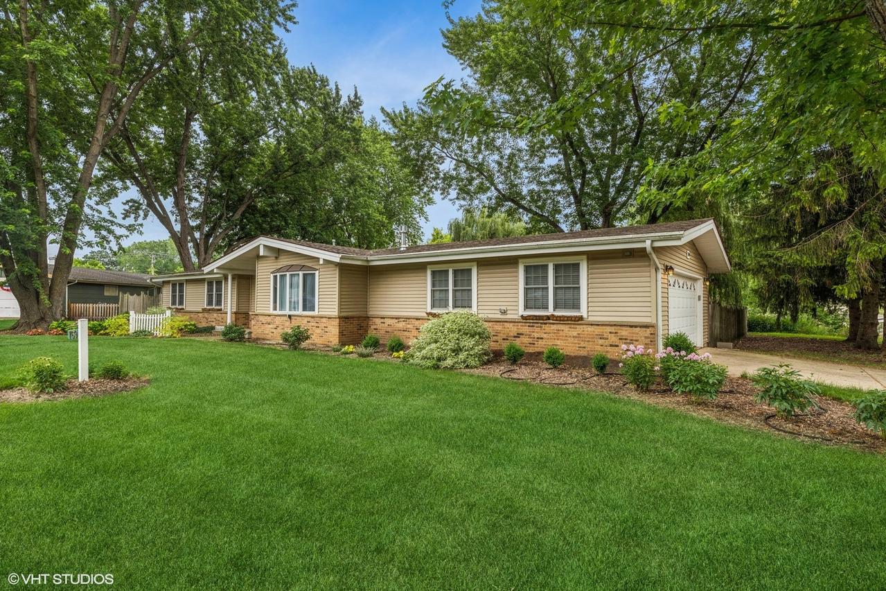 769 Blackman Ter., Antioch, IL 60002