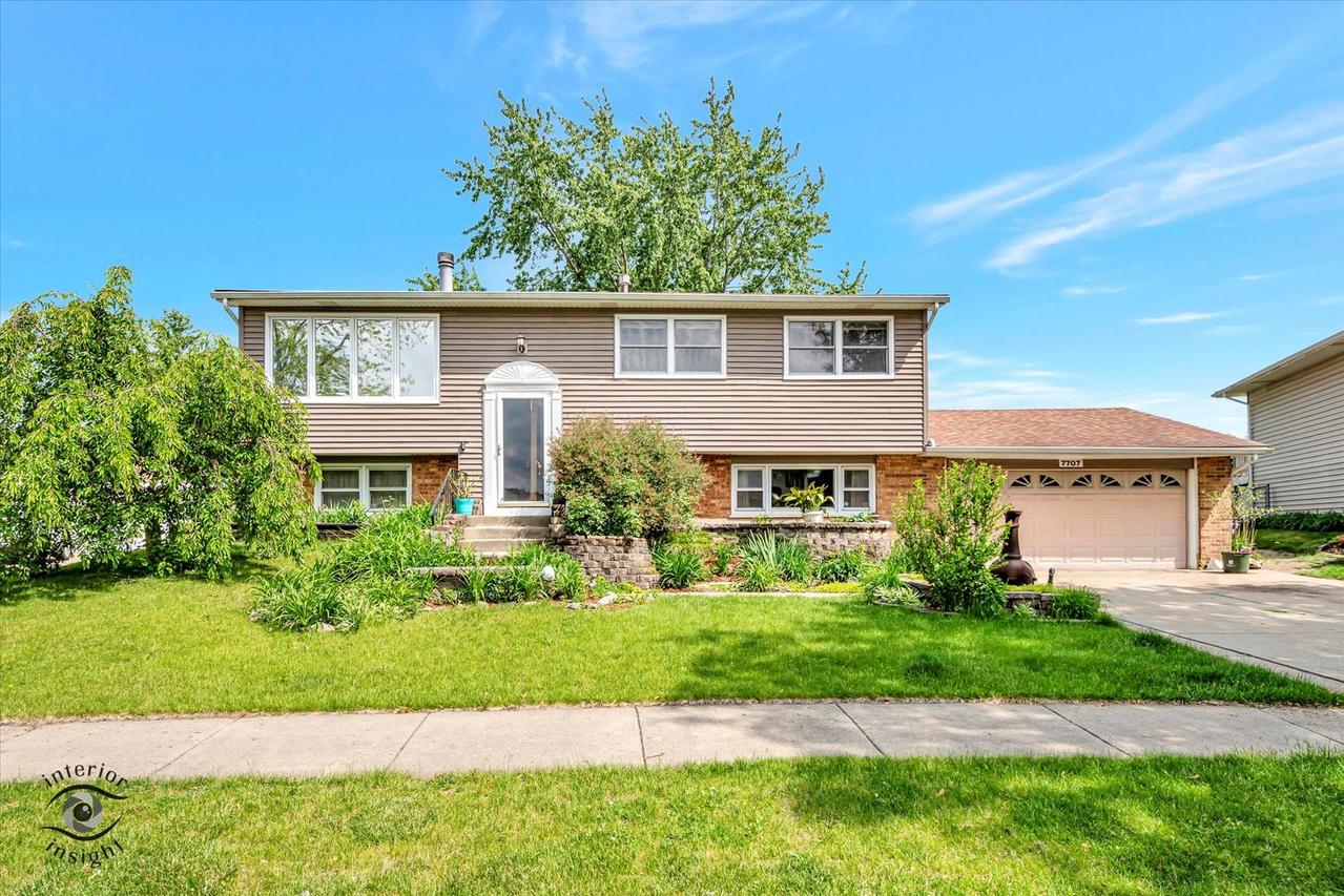 7707 Bristol Ln., Tinley Park, IL 60477