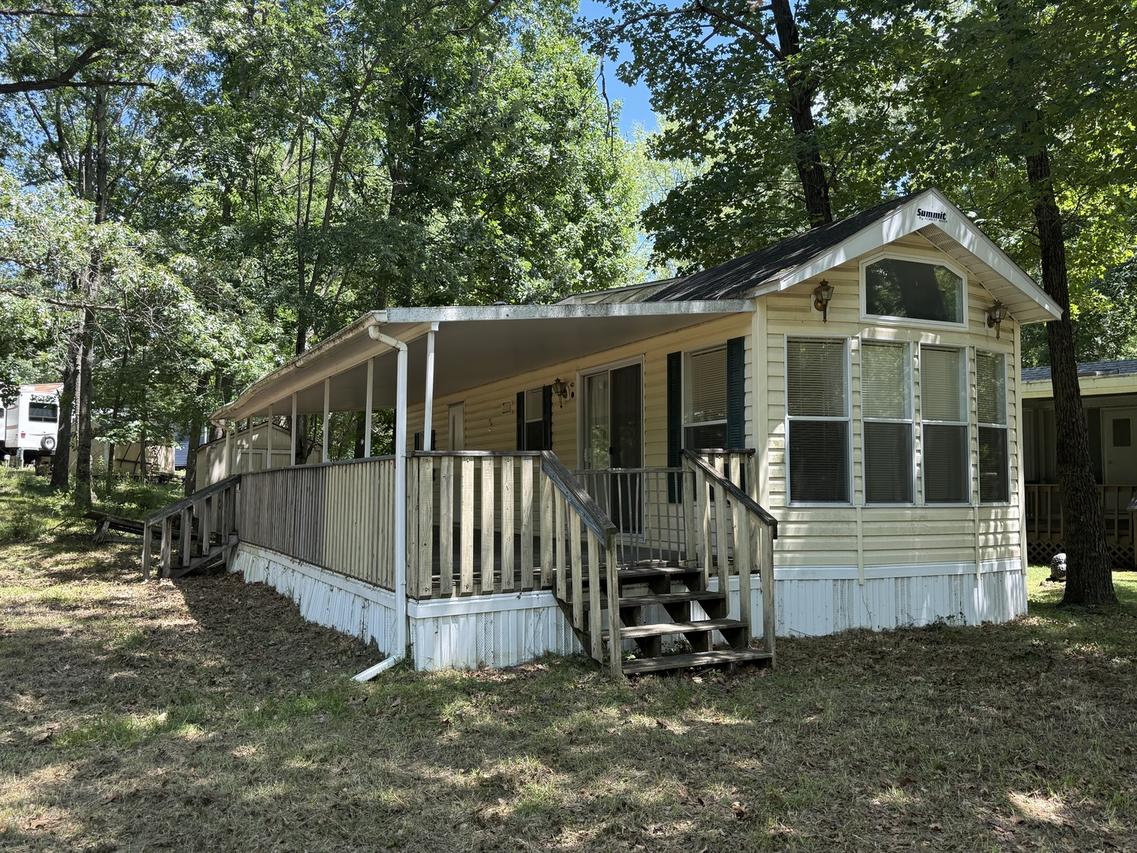 2-113 Woodhaven Lakes, Sublette, IL 61367