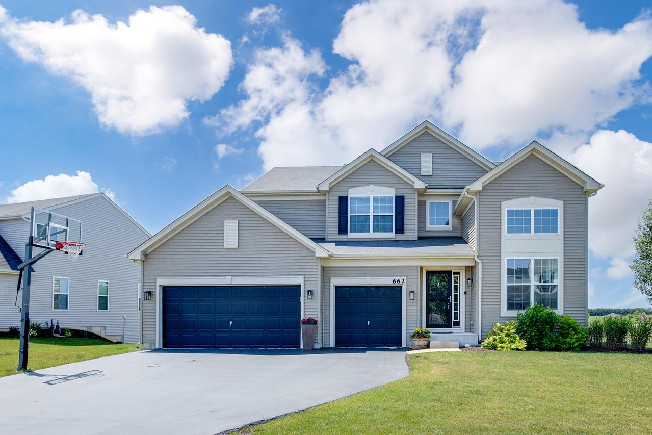 662 Kentshire Dr., Yorkville, IL 60560