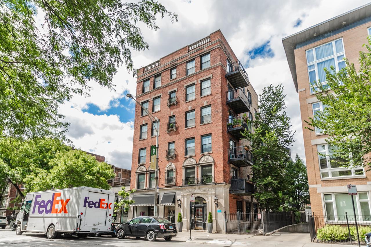 4144 N Sheridan Rd. #409, Chicago, IL 60613