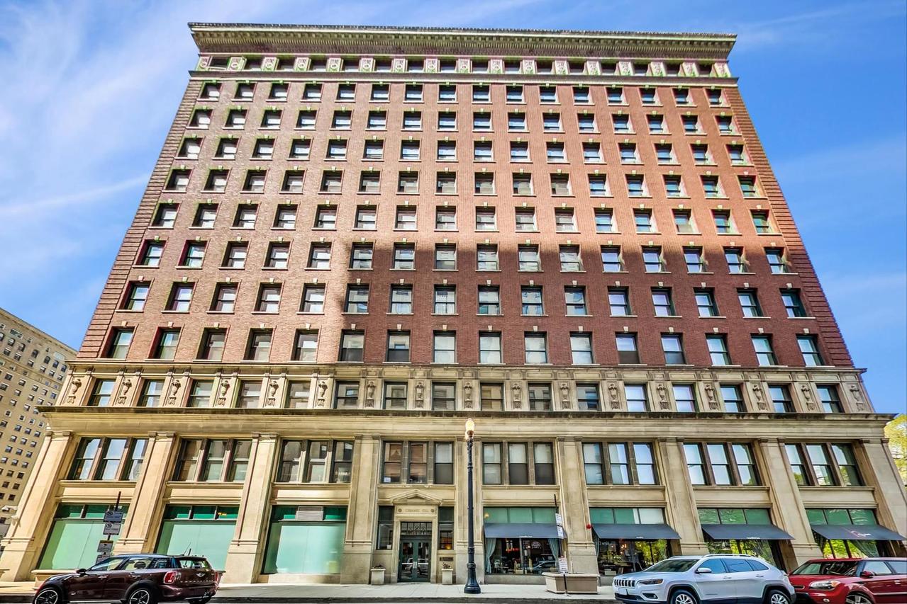 888 S Michigan Ave. #601, Chicago, IL 60605
