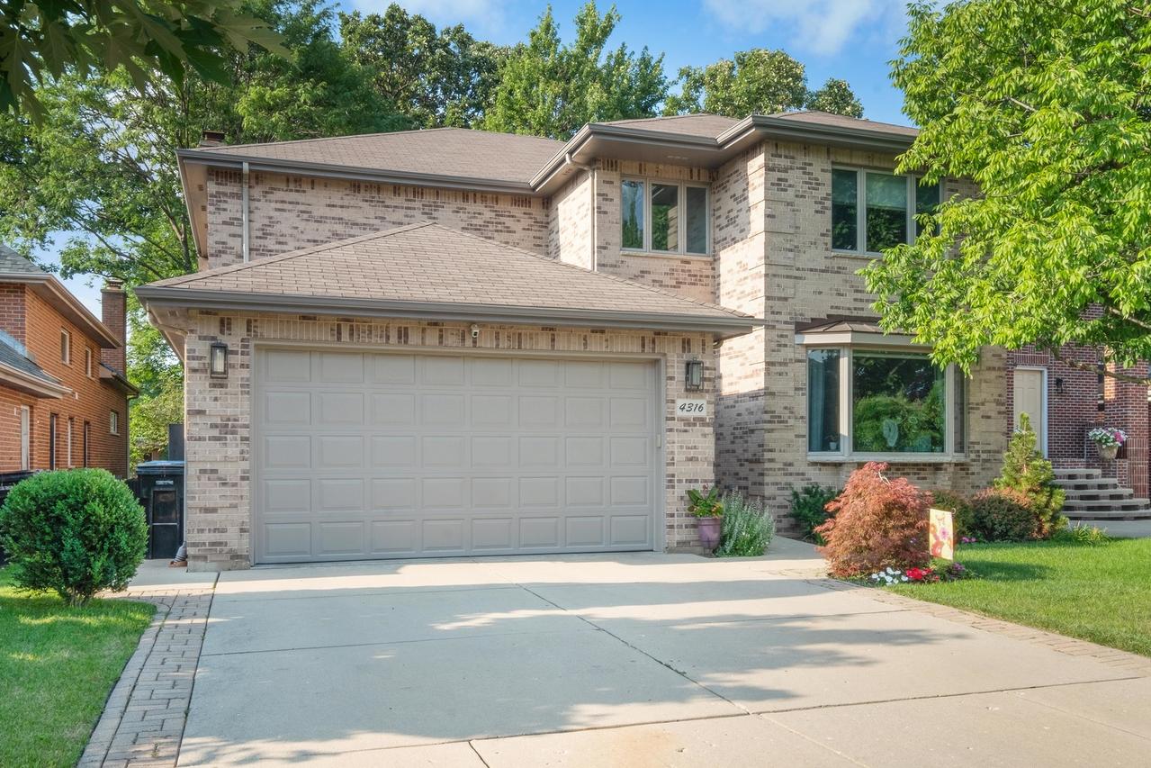 4316 W Summerdale Ave., Chicago, IL 60630