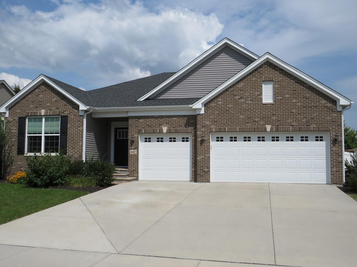 602 Flanagan Dr., Minooka, IL 60447
