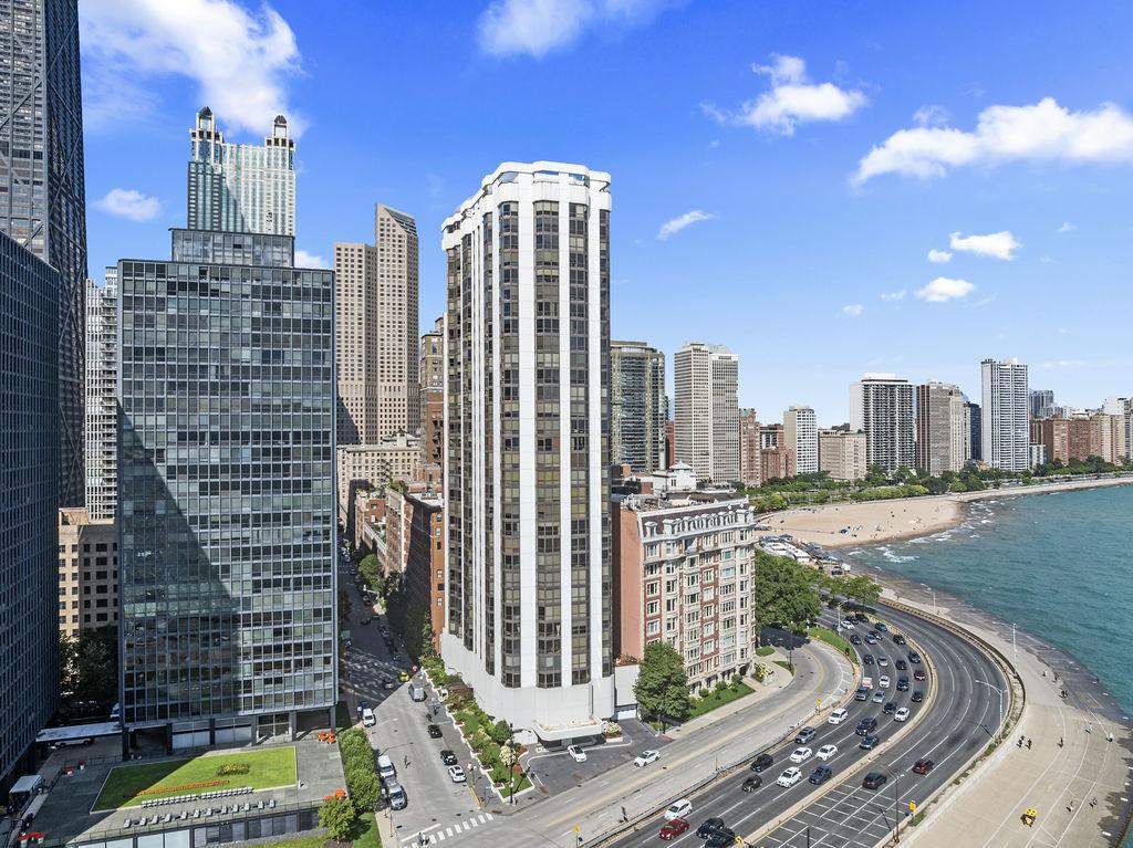 990 N Lake Shore Dr. #26A, Chicago, IL 60611