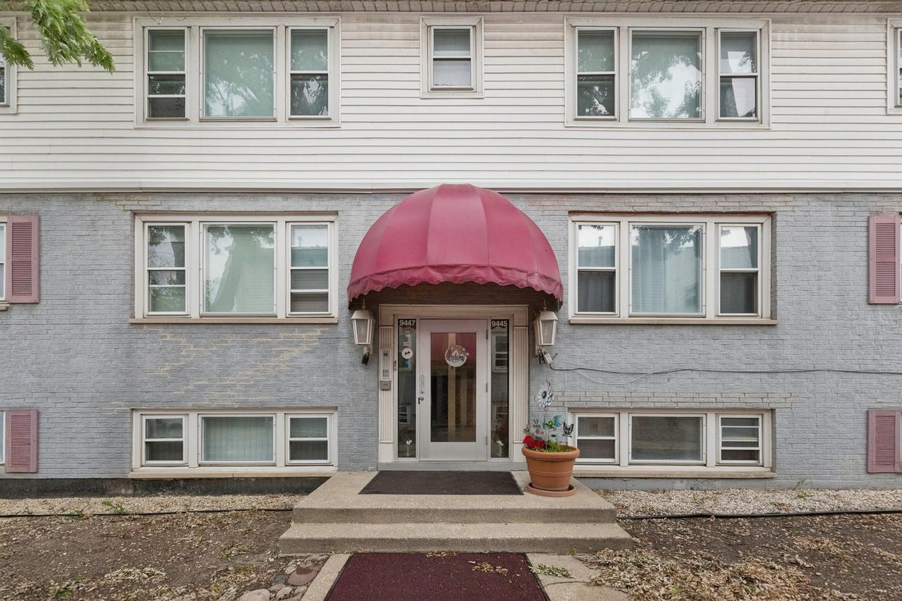9445 W Kelvin Ln. #2992, Schiller Park, IL 60176