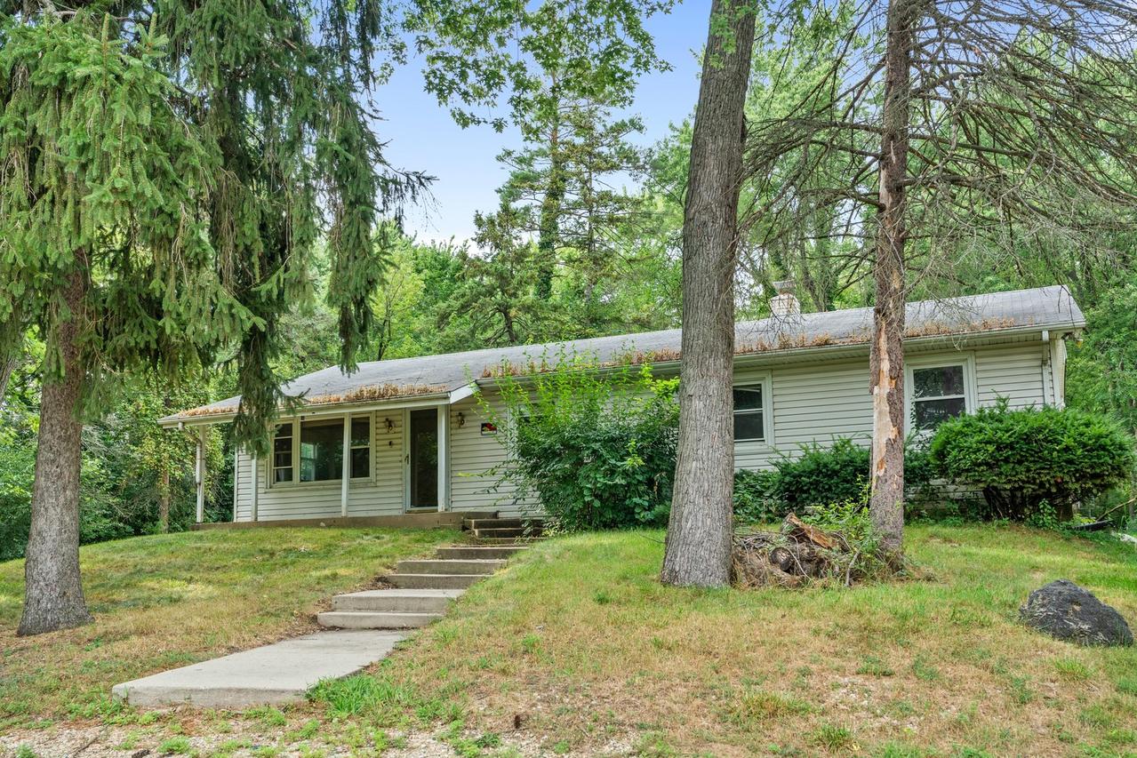23036 W Long Grove Rd., Deer Park, IL 60010