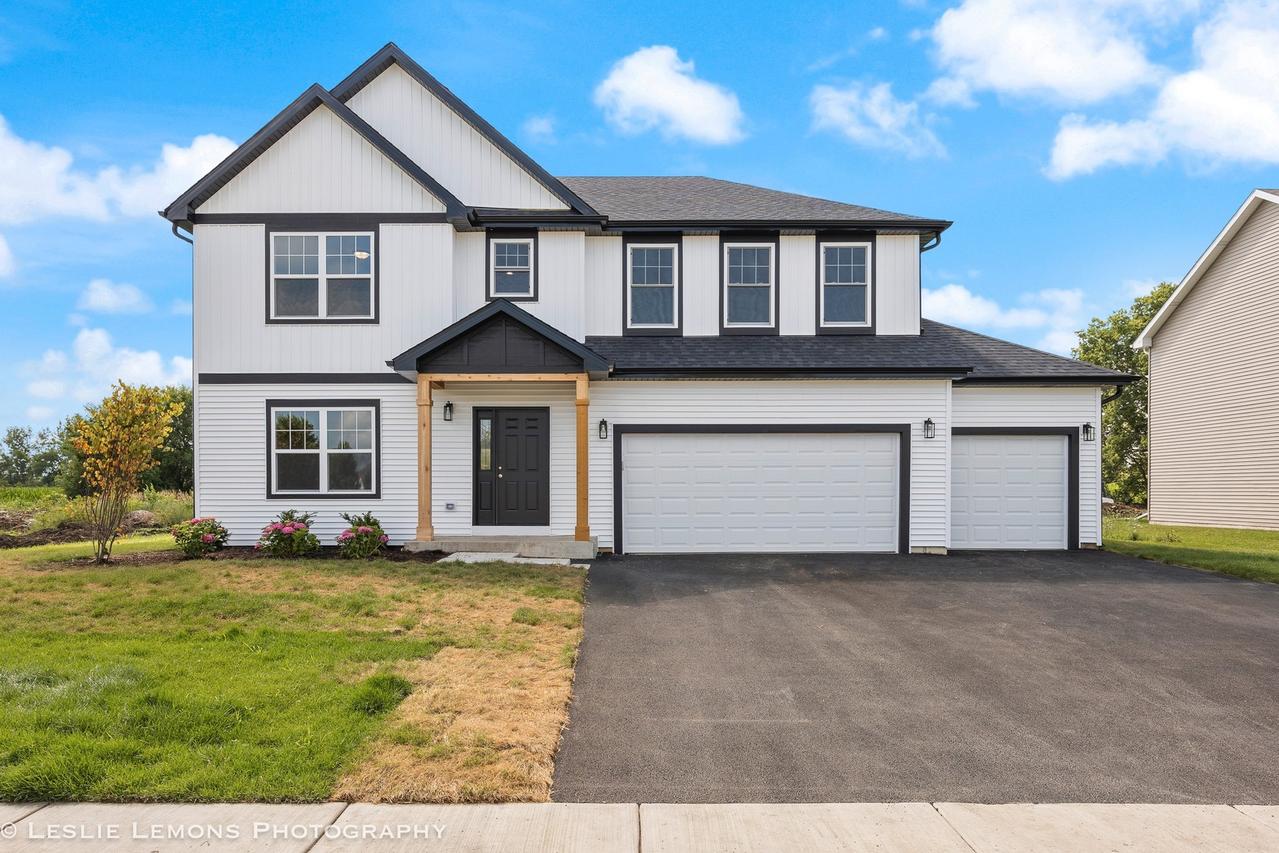 862 Hayden Dr., Yorkville, IL 60560