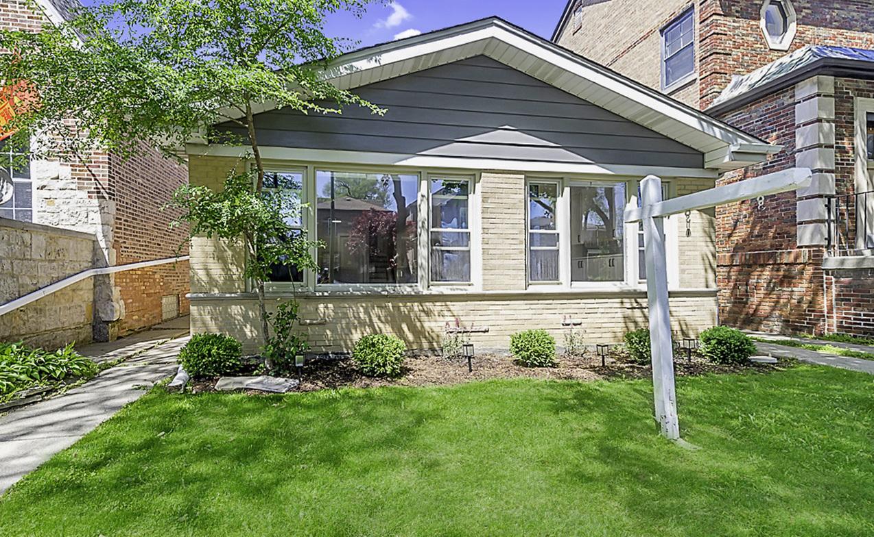 5848 N Drake Ave., Chicago, IL 60659