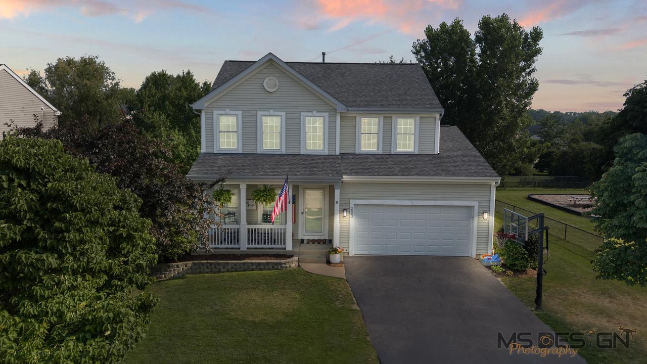 203 Stearn Dr., Genoa, IL 60135