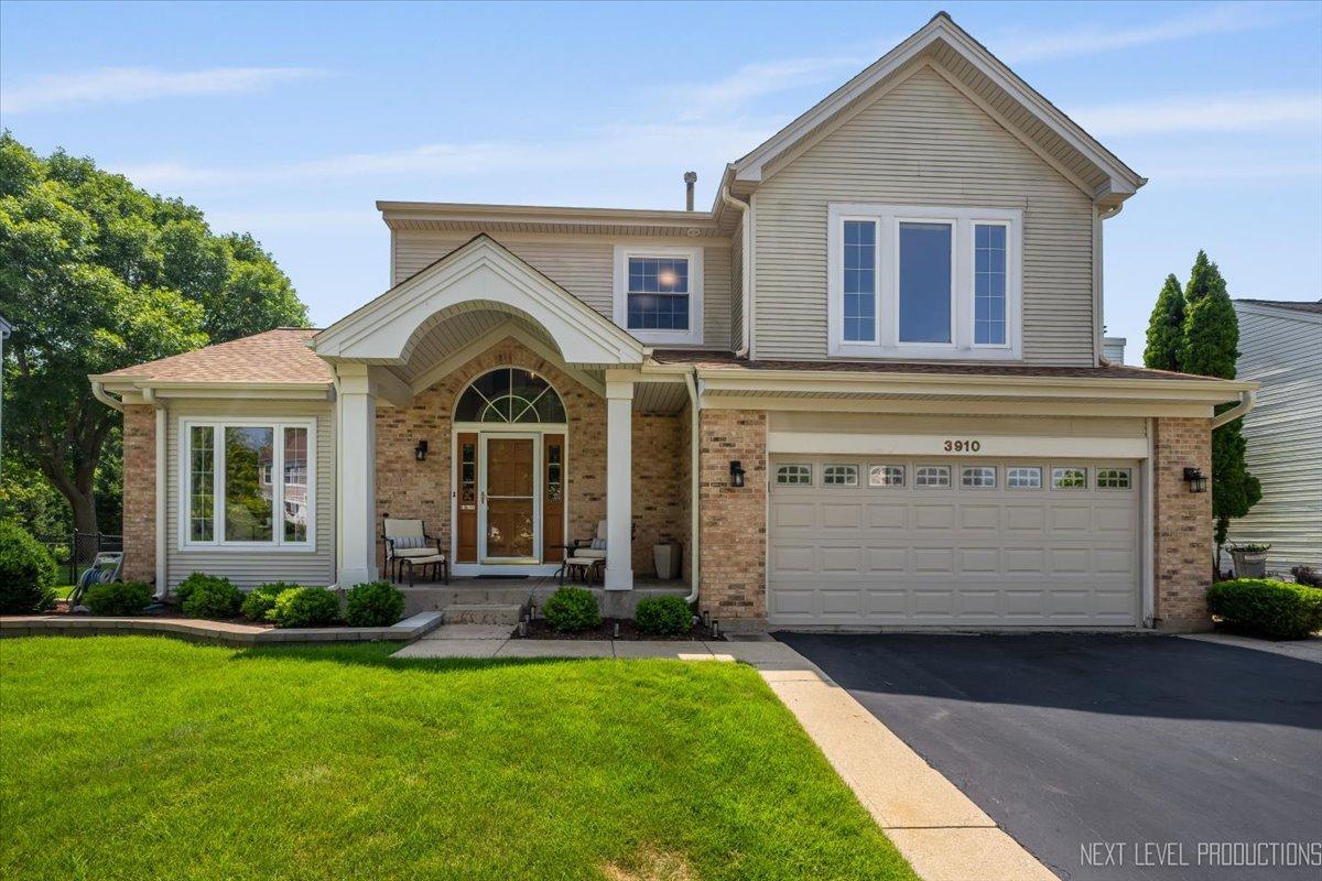 3910 Blackberry Dr., Lake In The Hills, IL 60156