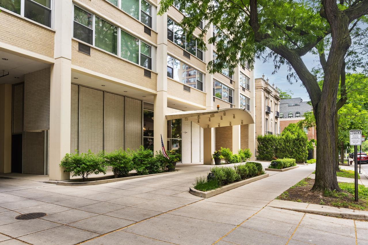 336 W Wellington Ave. #1104, Chicago, IL 60657