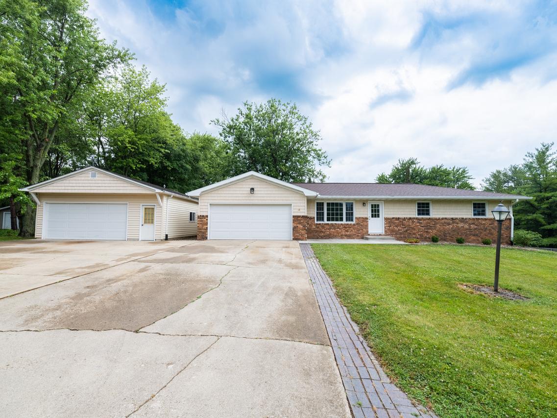 14746 Mercury Ln., Bloomington, IL 61705