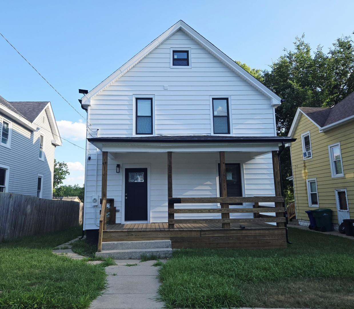 1828 Chestnut St., Rockford, IL 61102