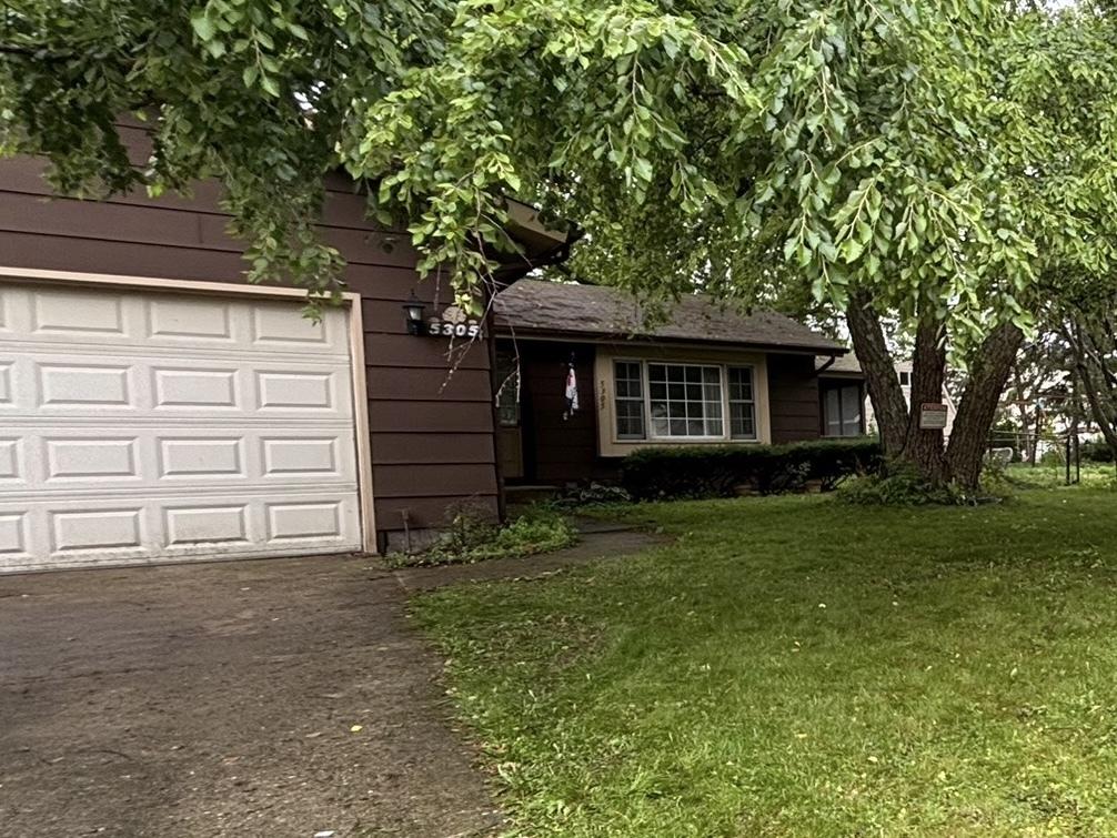 5305 Abbey Dr., Mchenry, IL 60050