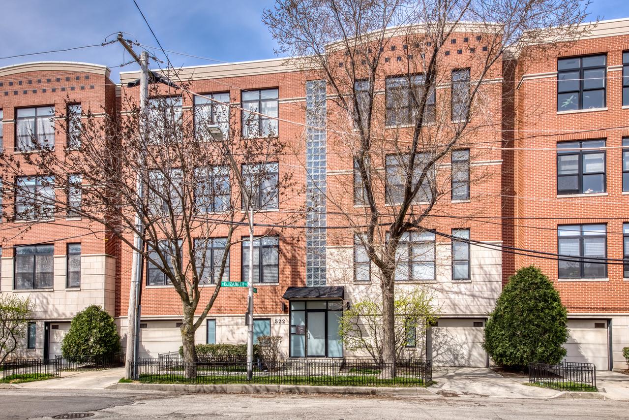522 N Elizabeth St. #2S, Chicago, IL 60642