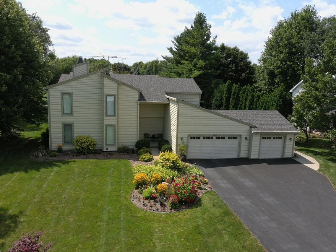 158 Goldeneye Ln., Bloomingdale, IL 60108