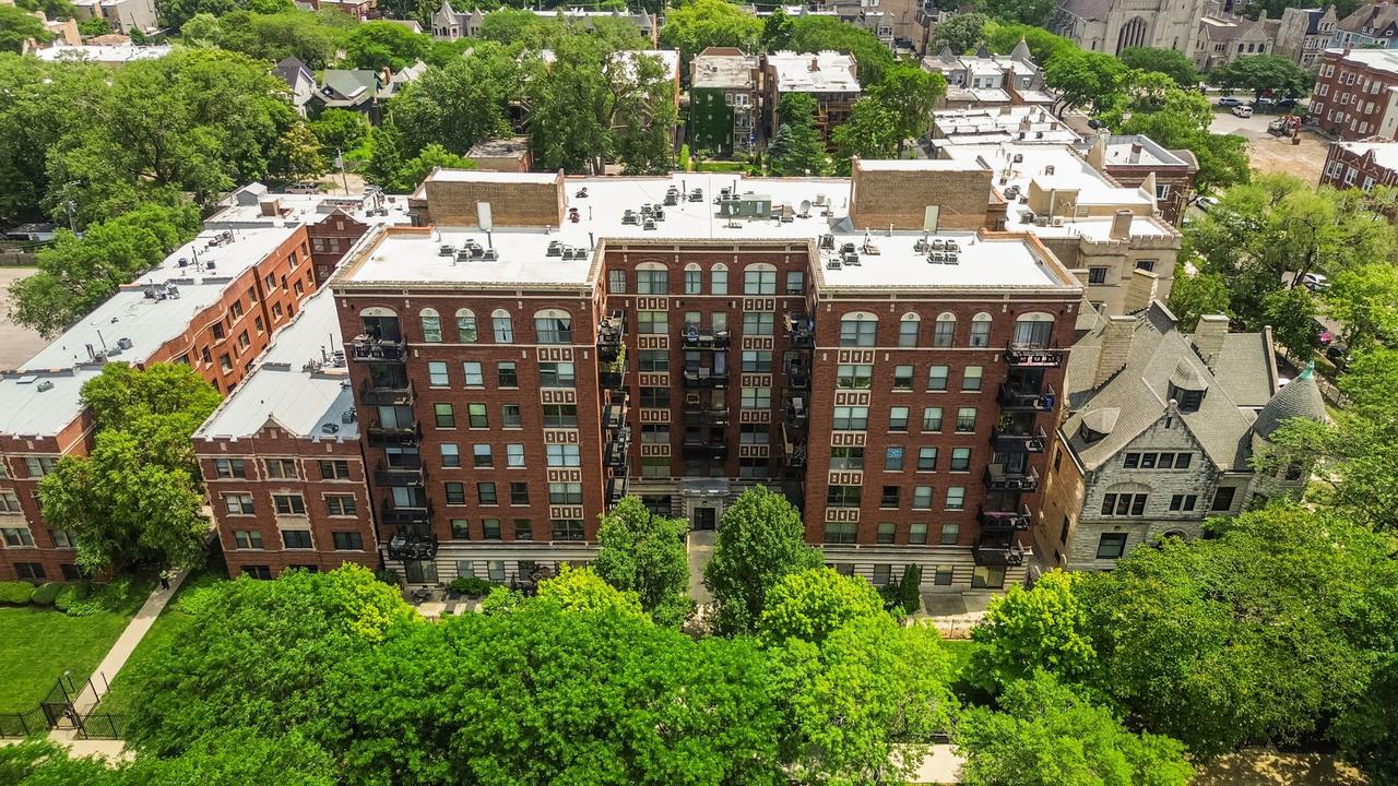 4537 S Drexel Blvd. #504, Chicago, IL 60653