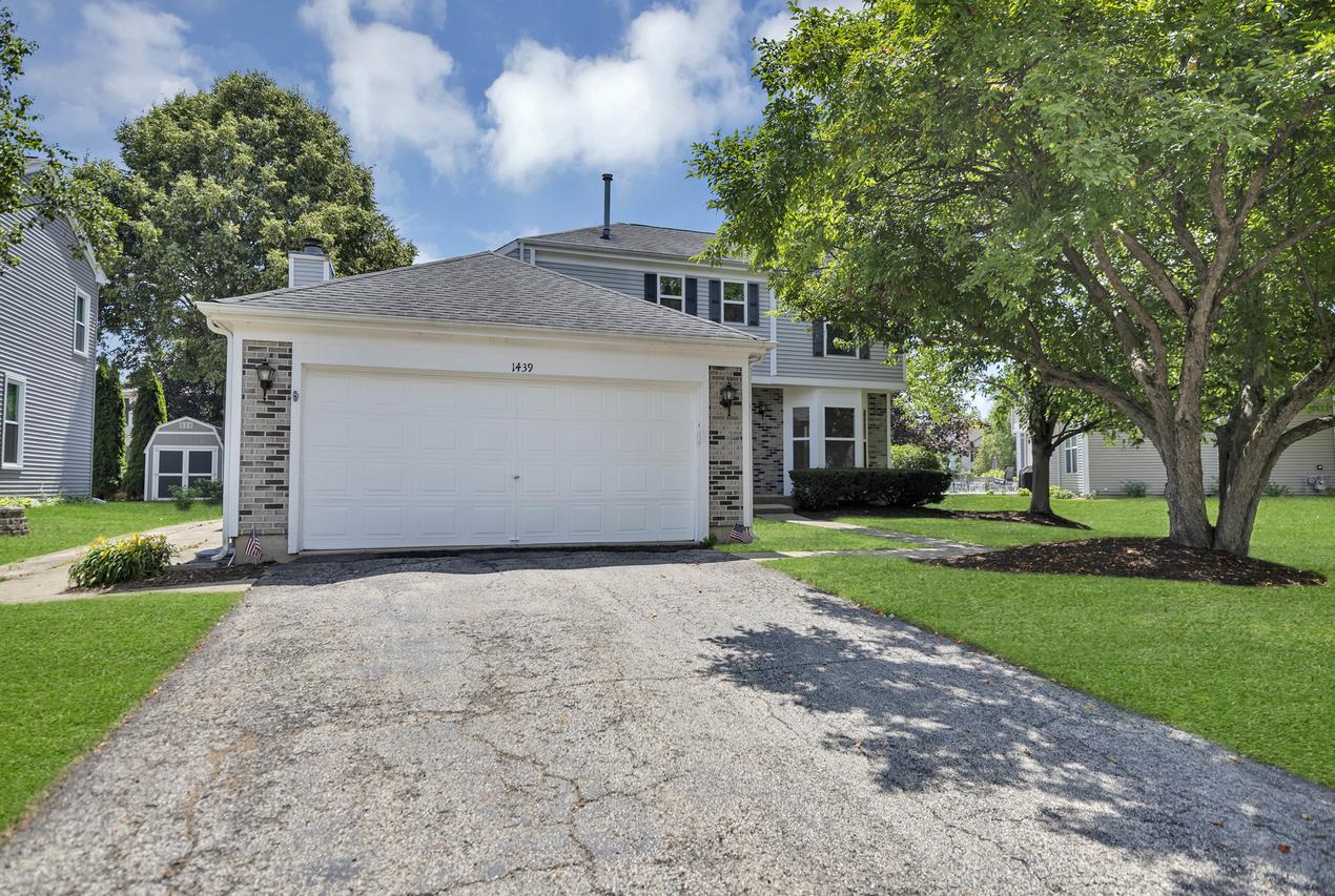 1439 Blue Heron Dr., Crystal Lake, IL 60014