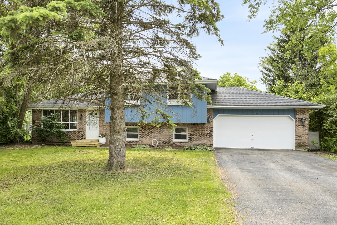 29W459 Lee Rd., West Chicago, IL 60185