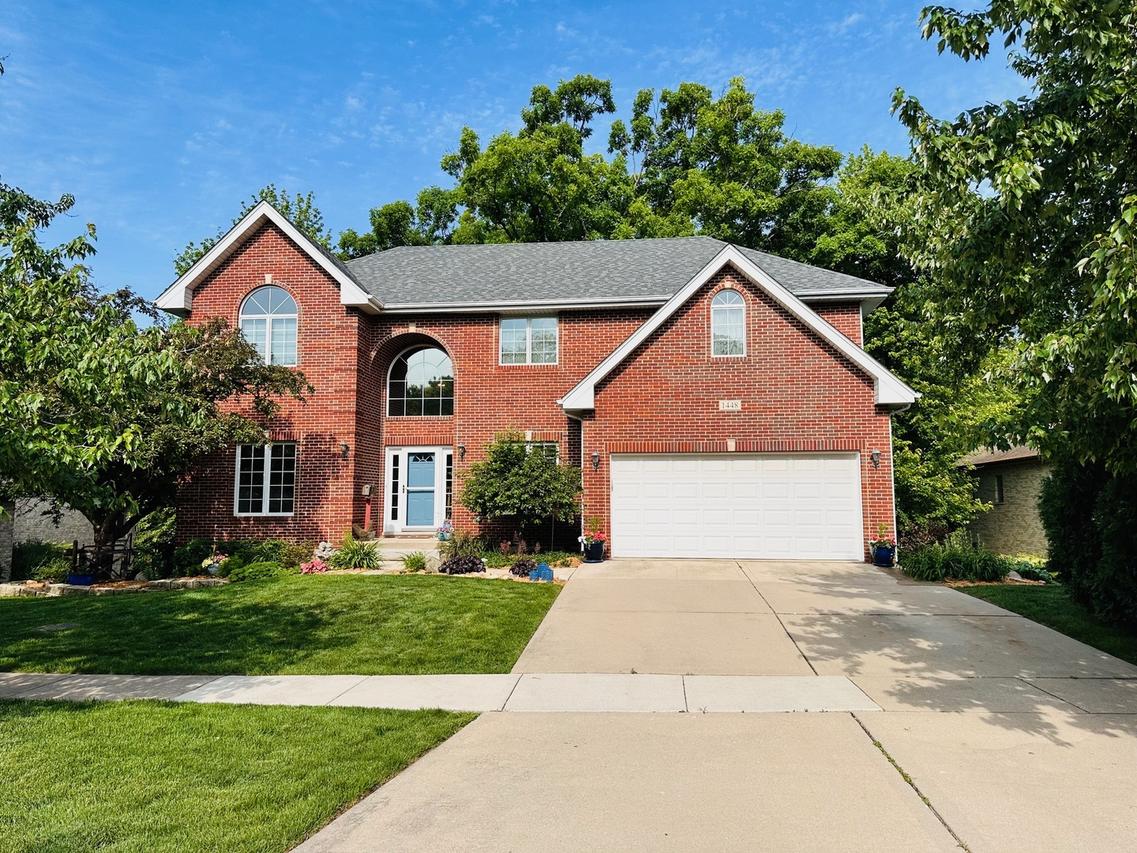1448 Chestnut Crossing, Lemont, IL 60439
