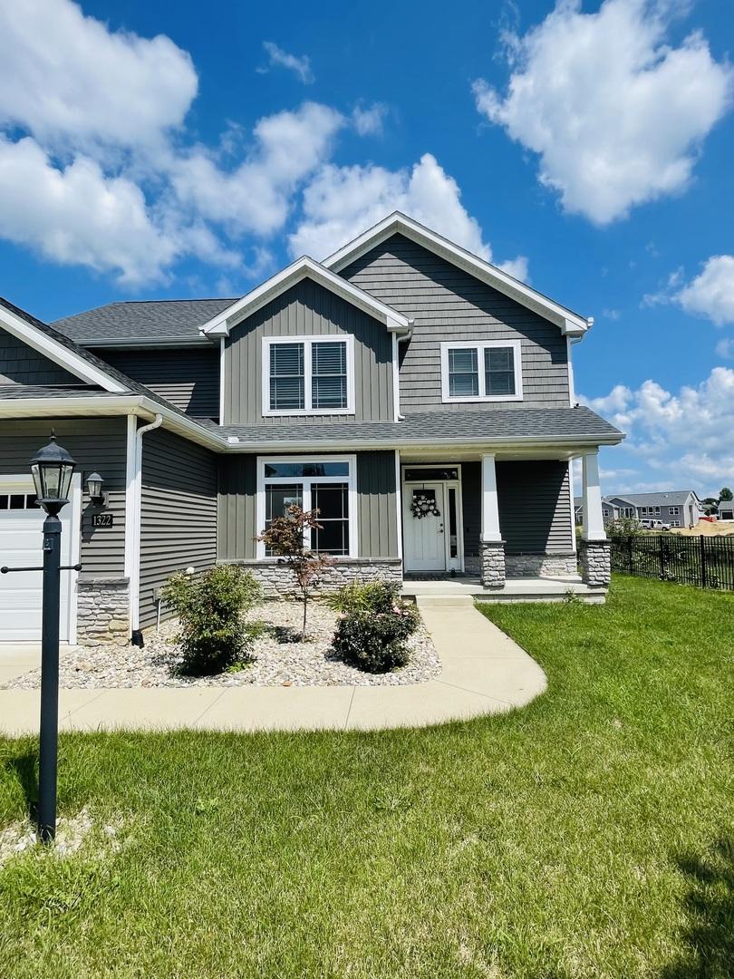 1322 Sweet Grass Dr., Mahomet, IL 61853