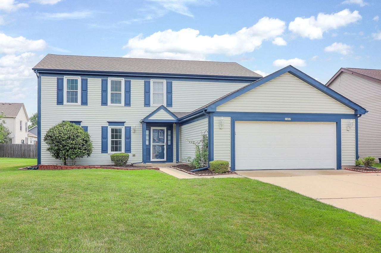 1557 Scottdale Cir., Wheaton, IL 60189