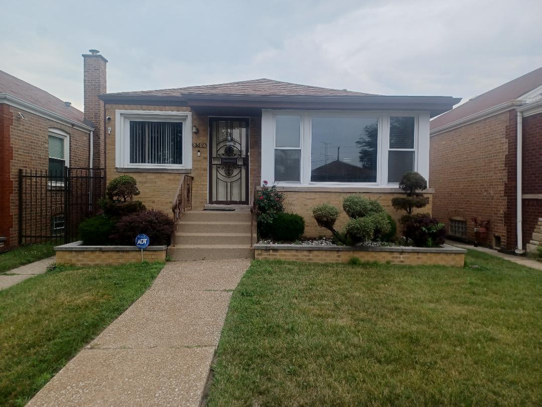 8506 S Jeffery Blvd., Chicago, IL 60617