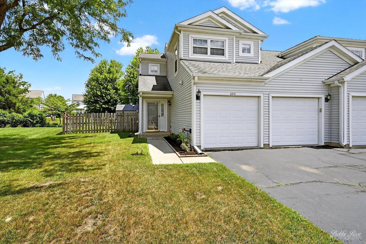 620 S Annandale Dr., Lake In The Hills, IL 60156