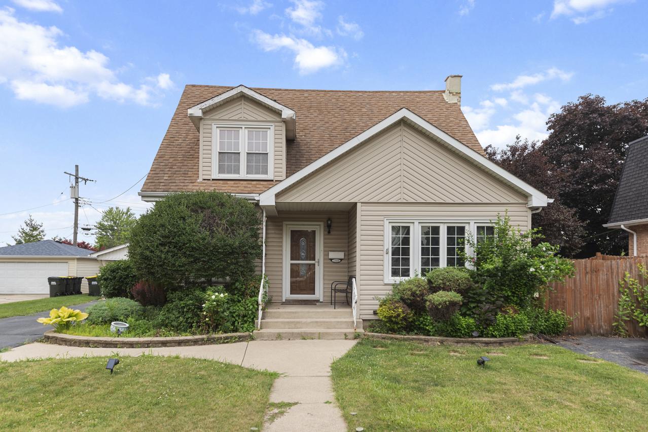 11030 Austin Ave., Chicago Ridge, IL 60415