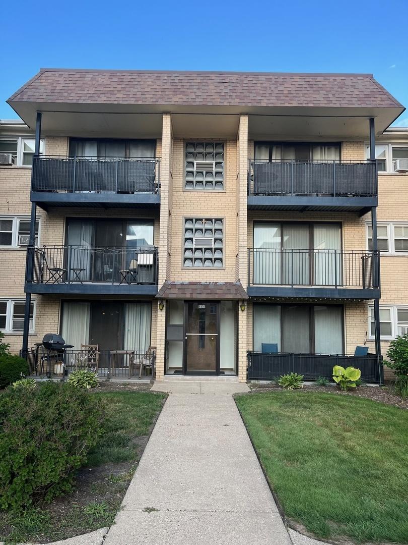 6551 N Harlem Ave. #2S, Chicago, IL 60631