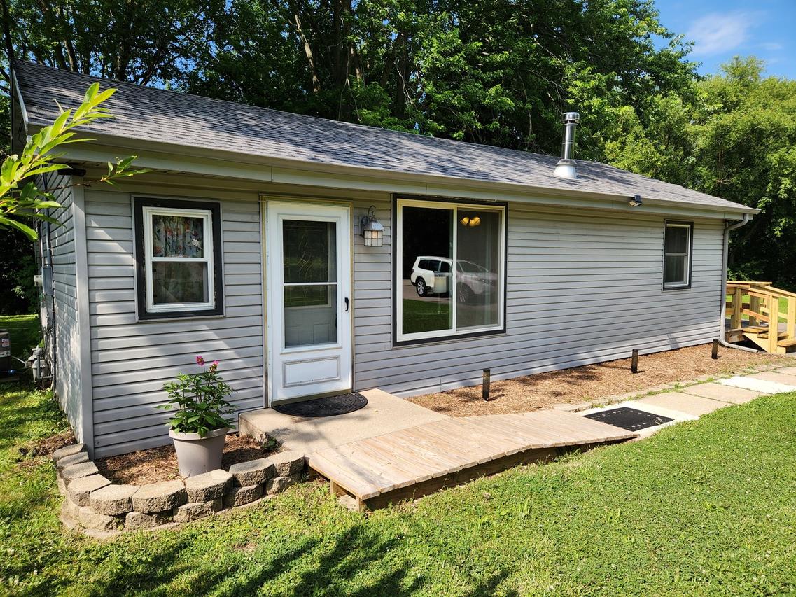 3100 W Brooke Ave., Waukegan, IL 60087