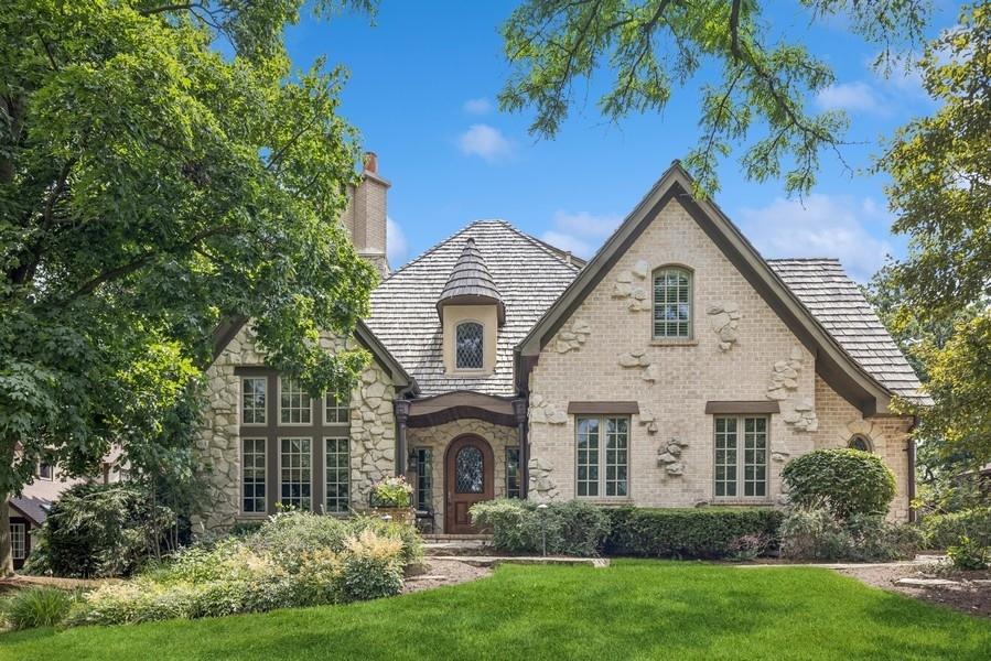 31 Oak St., Hinsdale, IL 60521